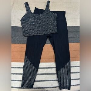 Zyia Active Black & Silver Metalilic Activewear Set